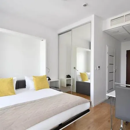 Kasprzaka Hotel apartamentowy