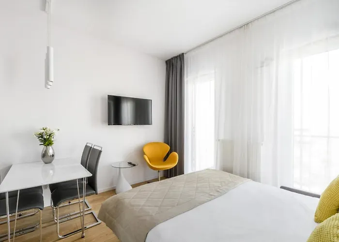 Kasprzaka Aparthotel