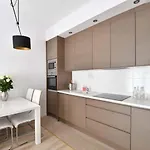 Kasprzaka Apartmanhotel Varsó