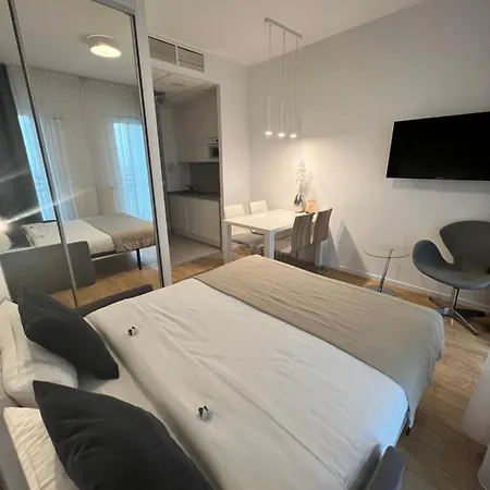 Kasprzaka Aparthotel 4*