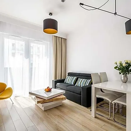 Kasprzaka Apartahotel 4*