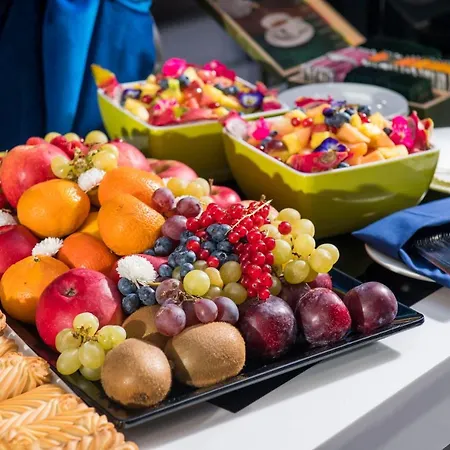 فارسوفيا أبارتامينتي كاسبرزاكا 4*