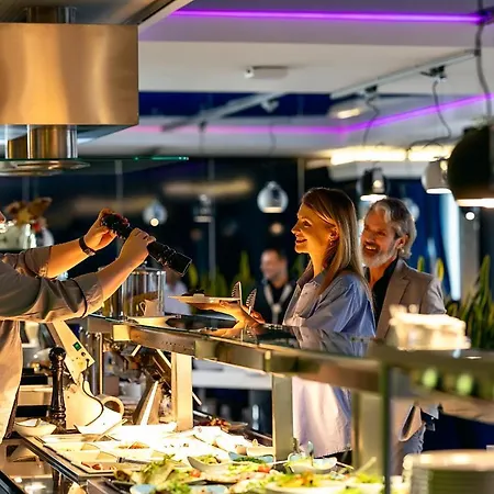 فارسوفيا أبارتامينتي كاسبرزاكا شقة فندقية