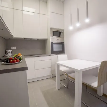 فارسوفيا أبارتامينتي كاسبرزاكا