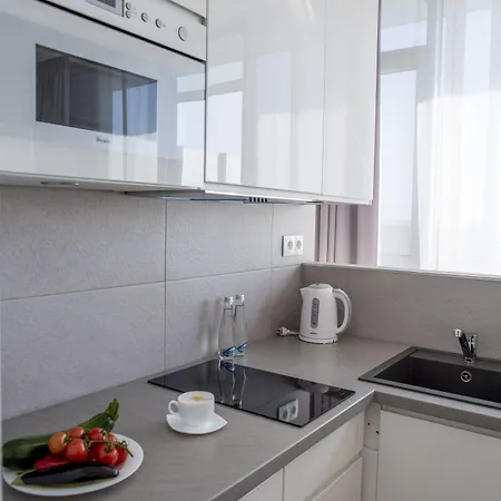 فارسوفيا أبارتامينتي كاسبرزاكا شقة فندقية 4*